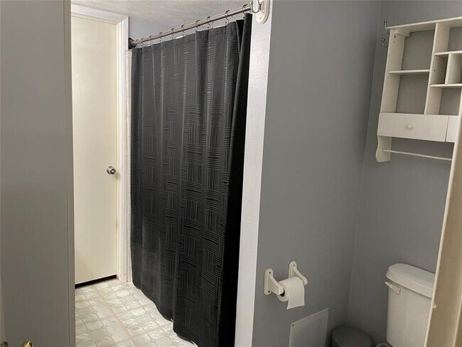 Foto del edificio - 10107 Sand Pass Ln