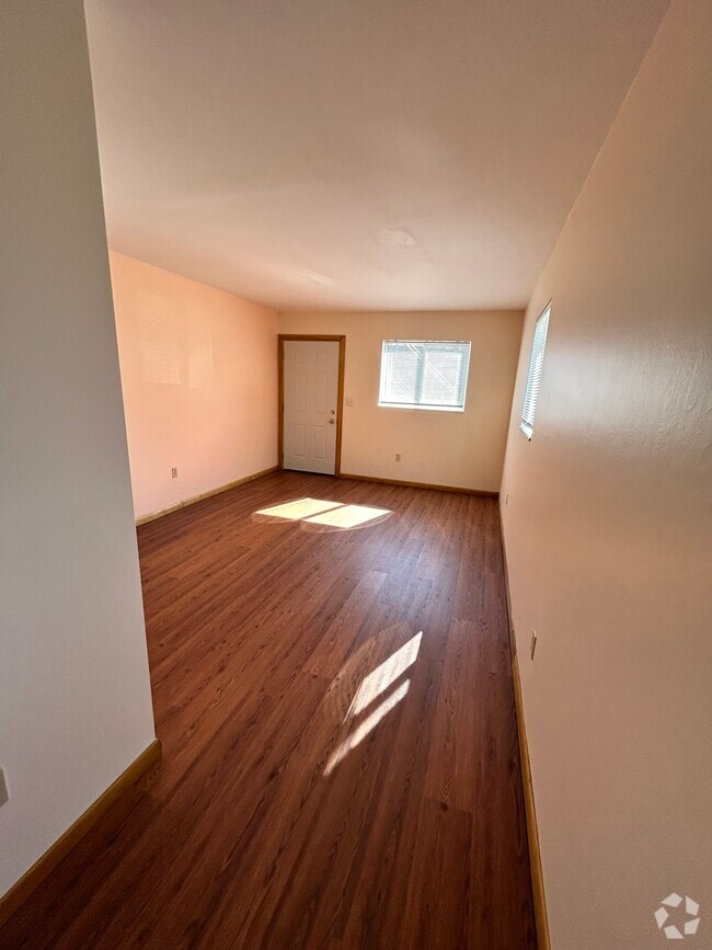 Building Photo - 1088 Franklin Ave