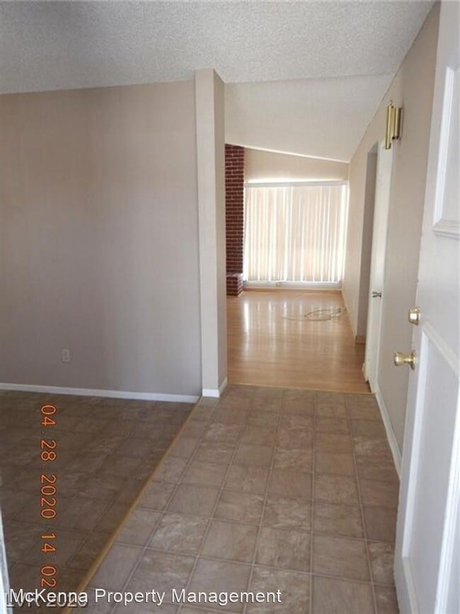 Building Photo - 3 br, 2 bath House - 4405 St. Andrews Circle