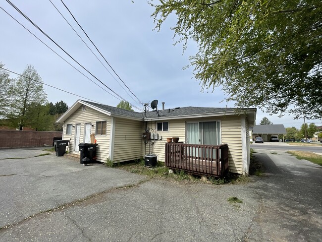 Rear View - 1768 N Riverside Ave