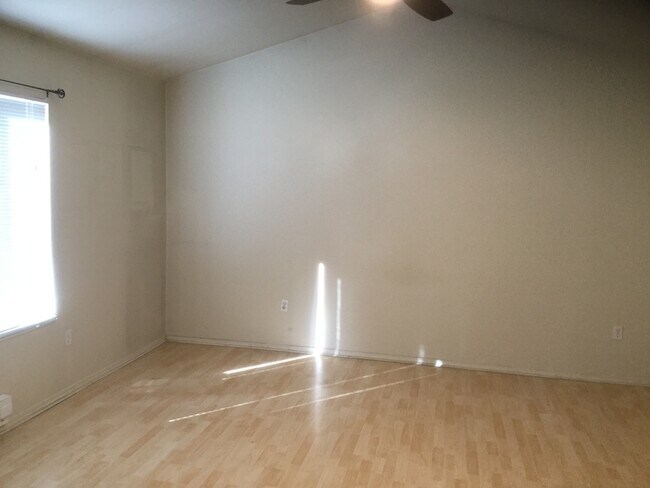 Foto del edificio - 7117 SW Sagert St