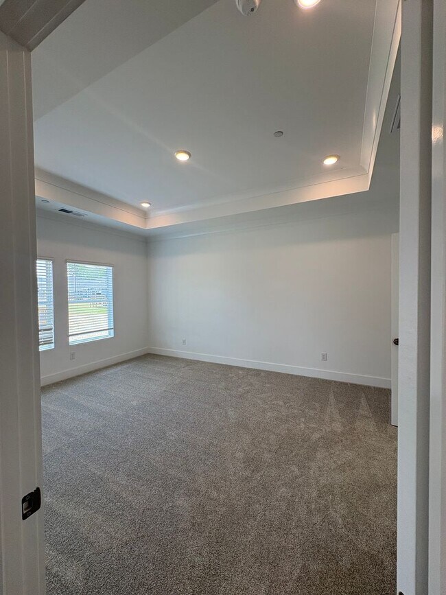 Foto del edificio - New Construction | Covered Deck + Open Living | Columbia, TN
