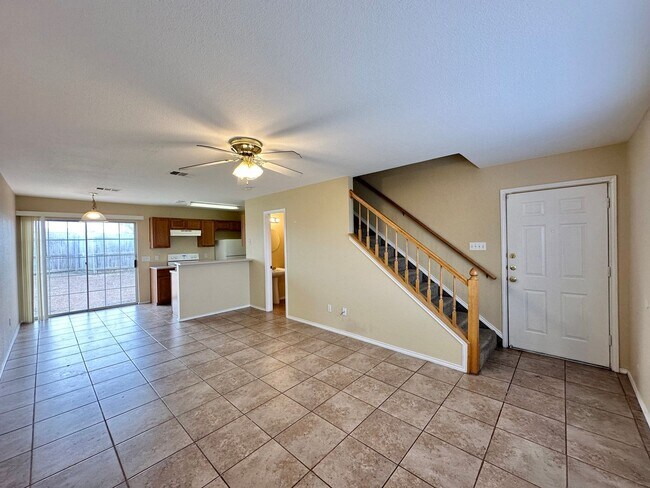 Foto del edificio - 5910 Greengate Dr