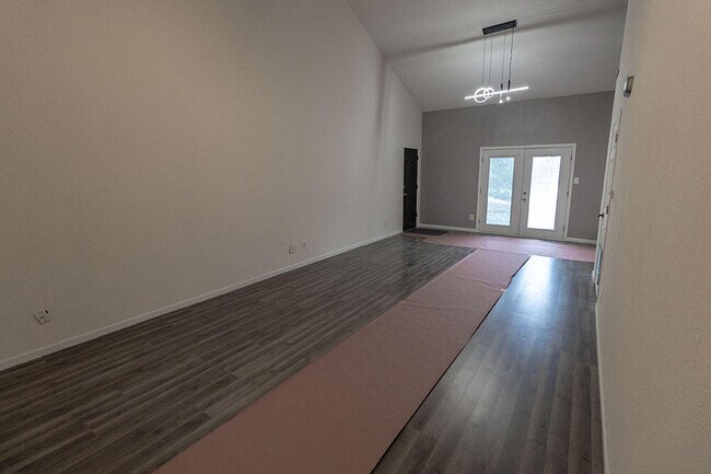 Foto del edificio - 3411 Crossings Dr