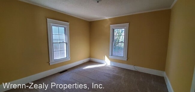 Building Photo - 2 br, 1 bath House - 601 Julian Street