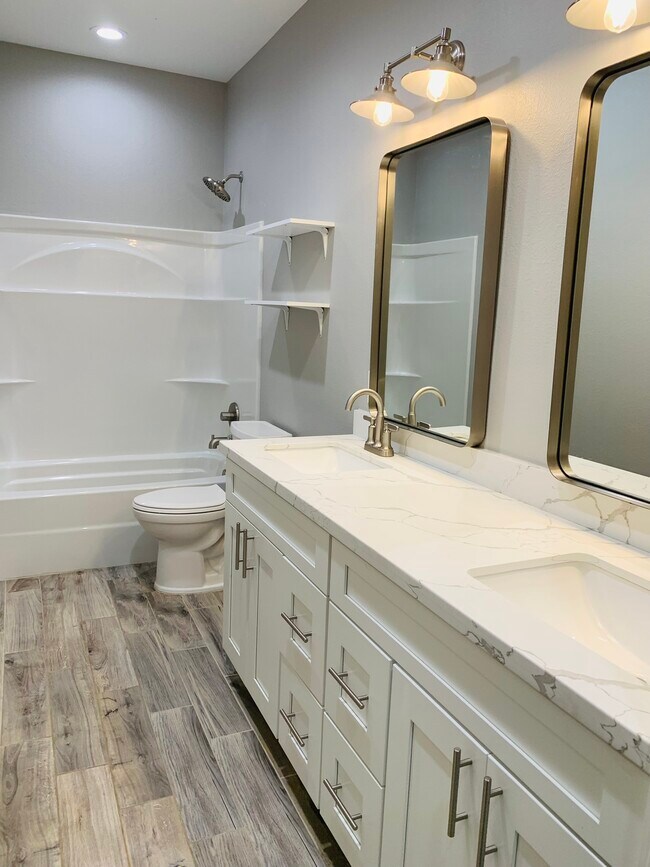 Dual vanity in hall bathroom - 1802 Avenue D