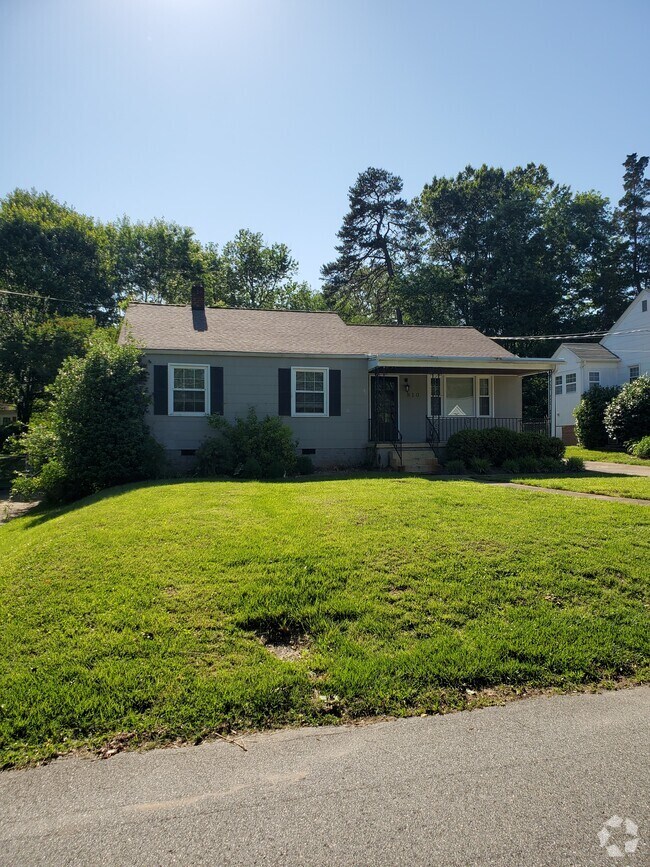 Building Photo - 810 Bellview St