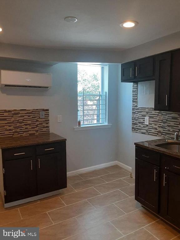 Foto del edificio - 1712 W Lombard St