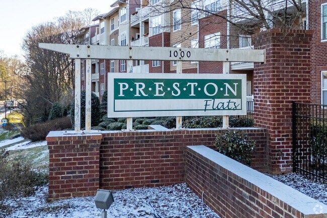 Pisos Preston - Preston Flats