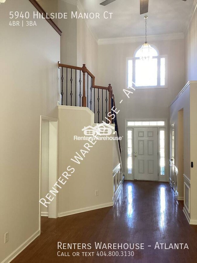 Building Photo - Lovely freshly updated home in Sugar Hill