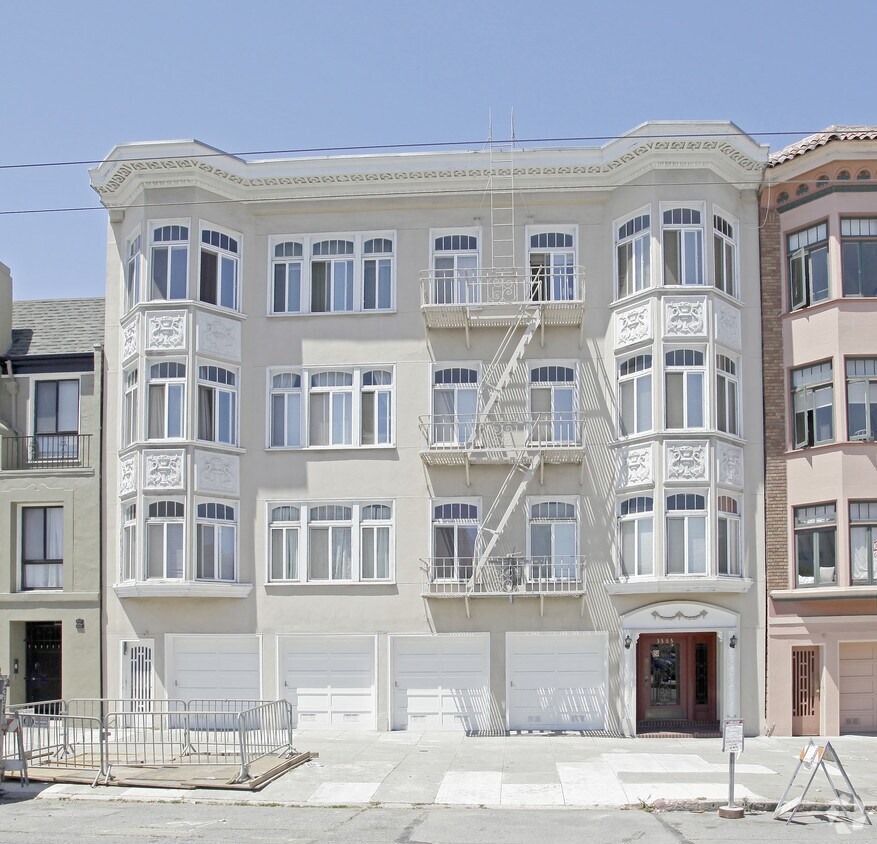 Primary Photo - 3565 Fillmore St