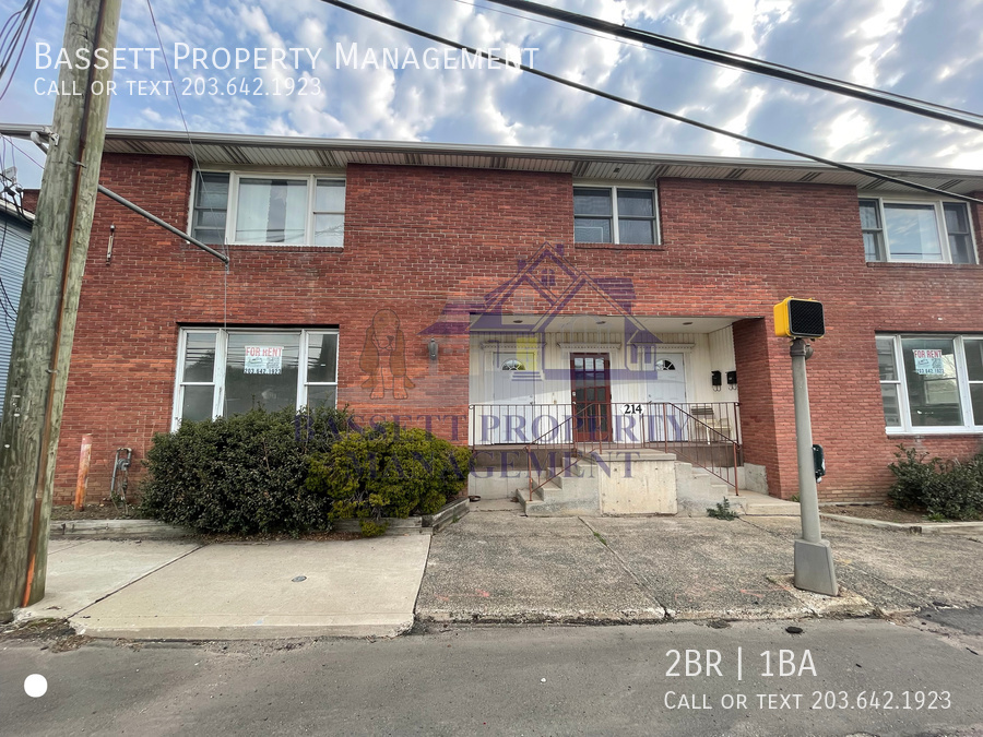 Foto principal - 214 Main St
