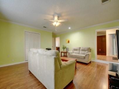 Foto del edificio - 6601 Ripple Run