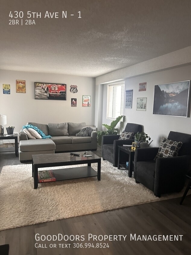 Photo principale - 430 5th Ave N