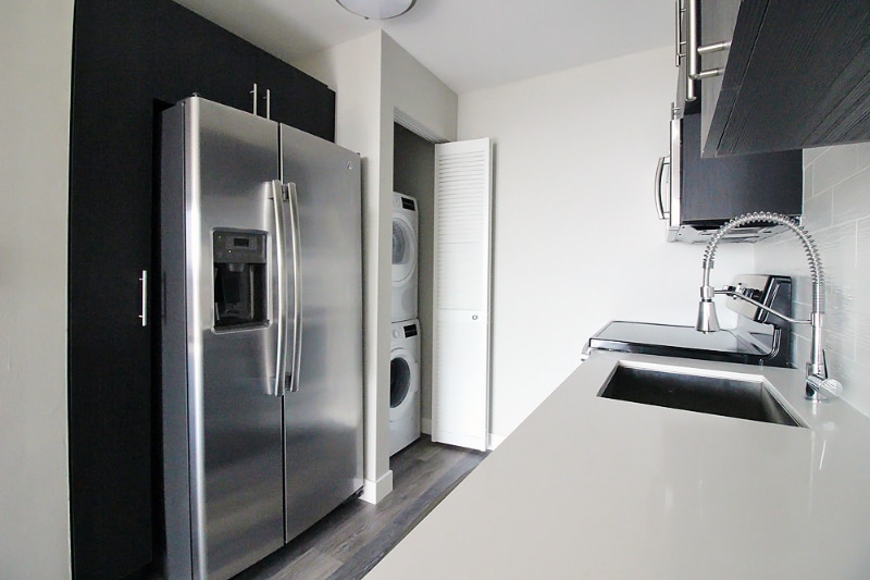 Photo - 26 E Delaware Pl (Chicago, IL)