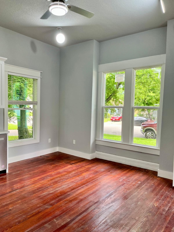 Building Photo - 2620 Colonial Ave