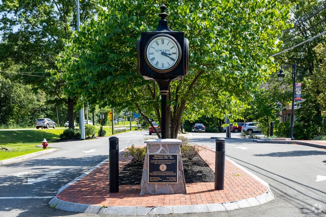 Downtown New City near Clarkstown is full of restaurants and retail shopping.