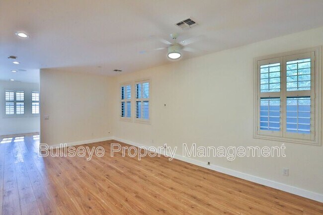 Foto del edificio - 7321 N 89th Dr