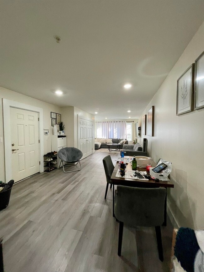 Foto del edificio - 574 56th St