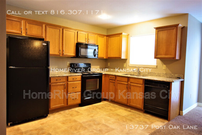 Foto del edificio - 13737 Post Oak Ln