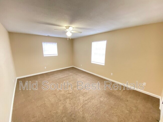 Foto del edificio - 3268 Seminole Rd