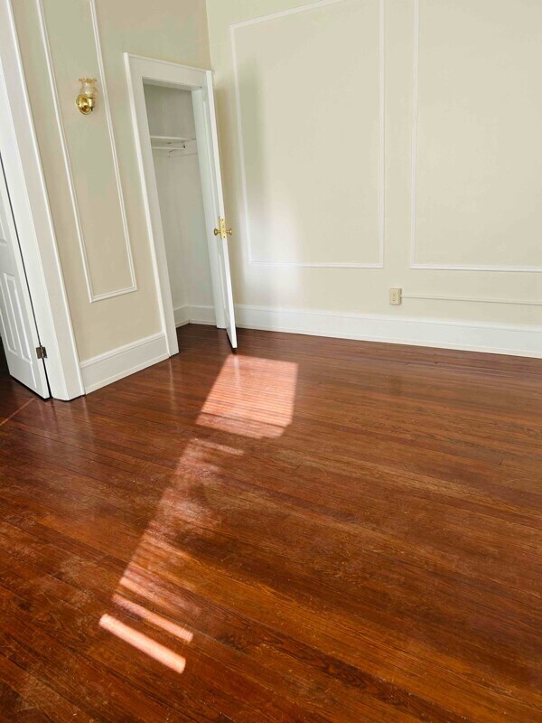 Foto del edificio - 532 Valley Rd