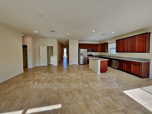 Building Photo - 3417 Soaring Dr