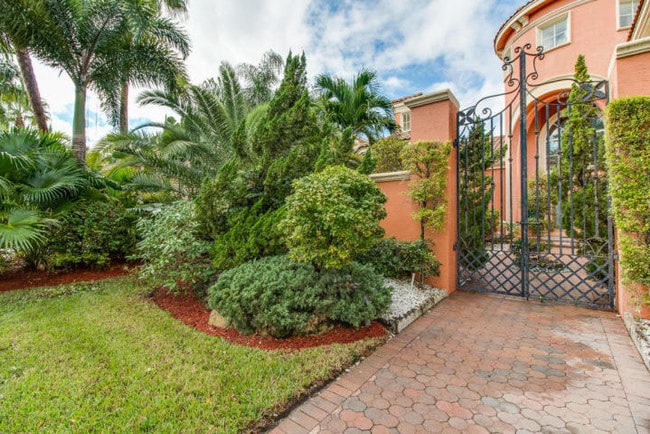 Building Photo - 2199  Stotesbury Way