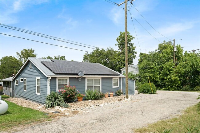 Foto del edificio - 120 Highland Ln