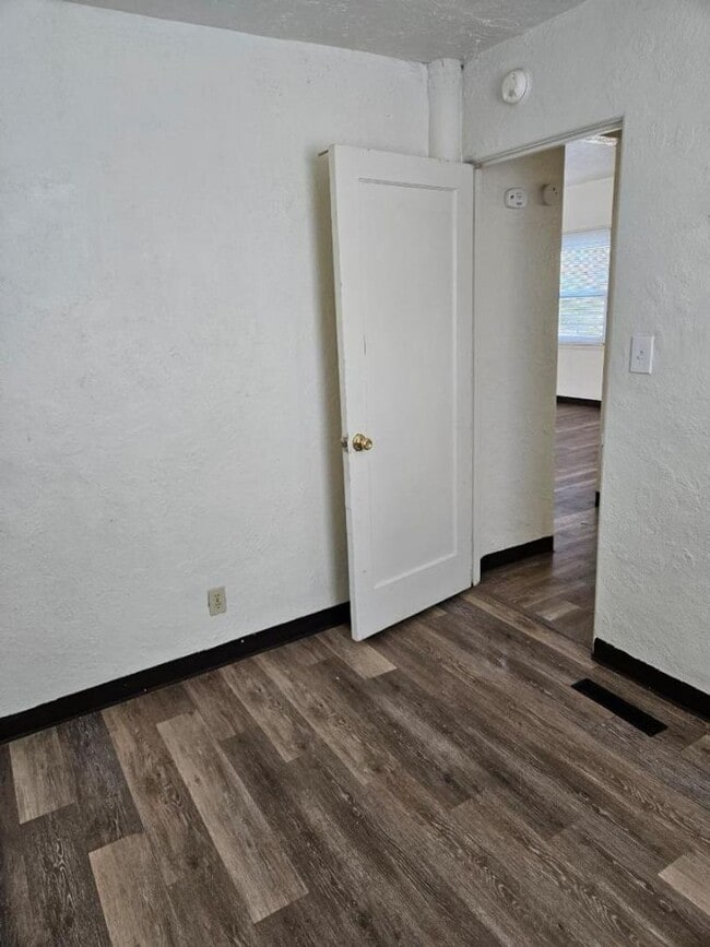 Foto del edificio - Fantastic 2 bedroom house avail NOW