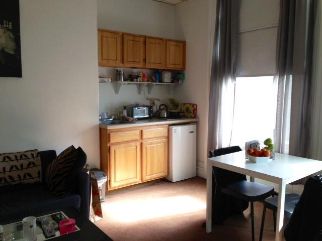 Building Photo - 405 Beacon St