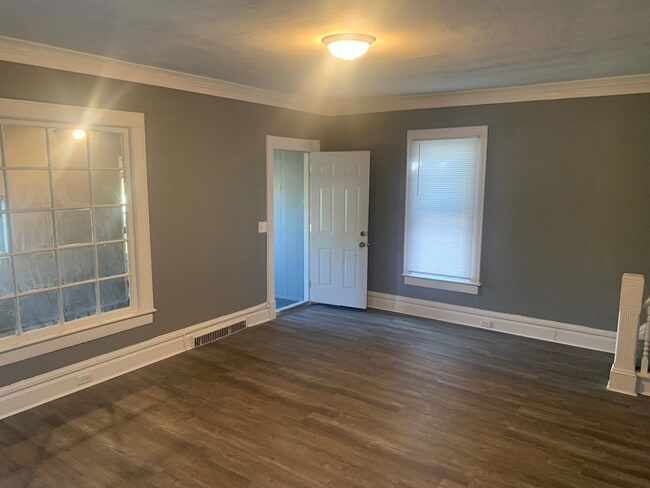 Foto del edificio - 3 Bed 1 Bath Home