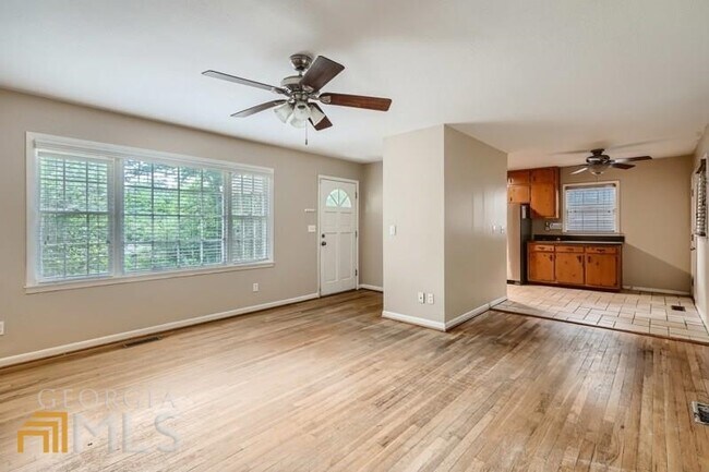 Foto del edificio - 3762 Greenhill Dr