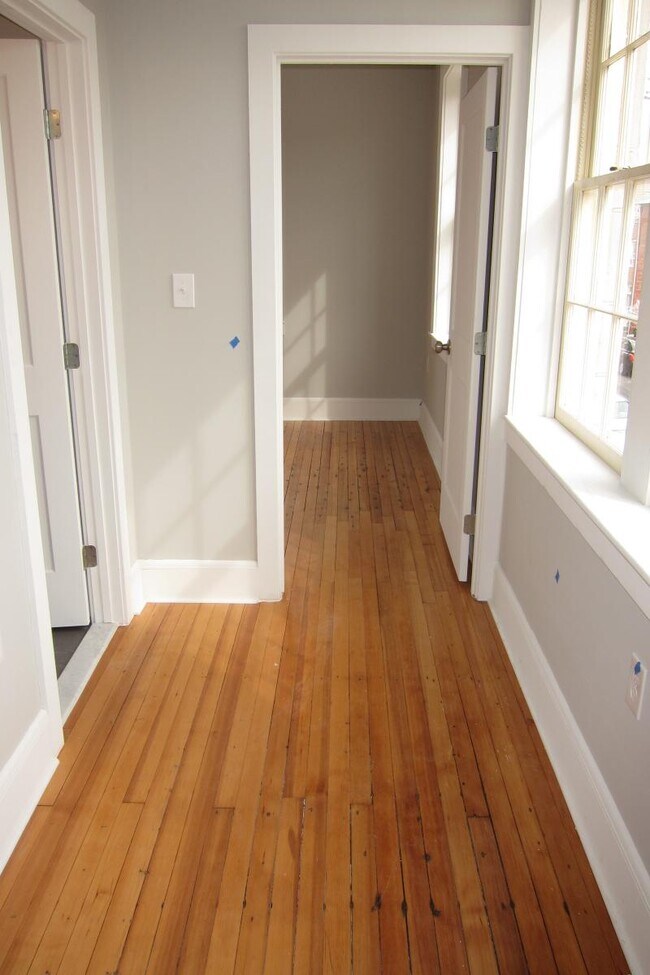 Foto del edificio - 1730 Bank St