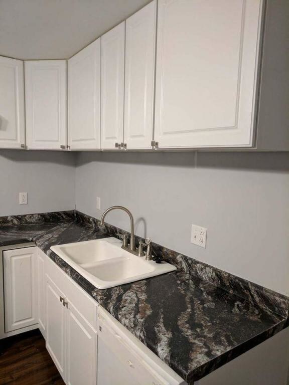 Primary Photo - 1817 Penfield Ct S