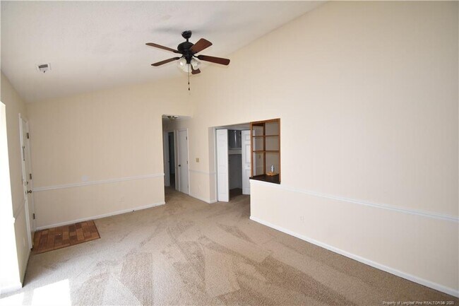 Foto del edificio - 140 Homeplace Ct