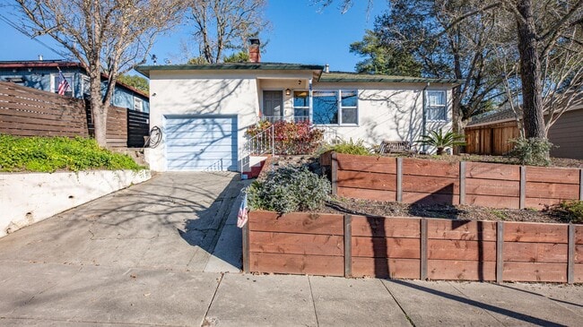 Foto del edificio - 2434 Humboldt St