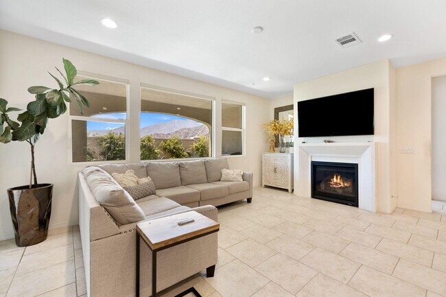 Foto del edificio - 79945 Via San Mateo