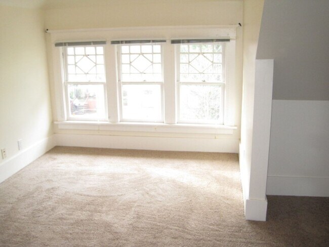 Foto del edificio - 4736 18th Ave NE
