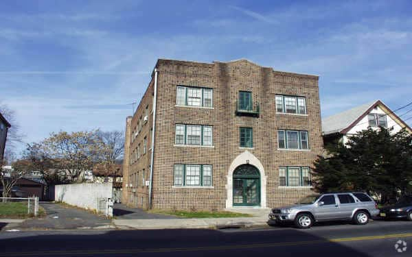 Building Photo - 759 Stuyvesant Ave