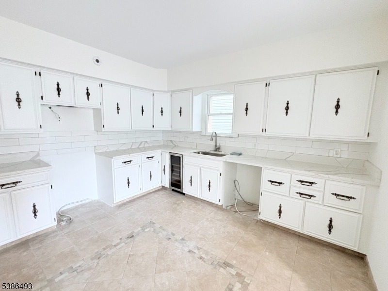 Primary Photo - 82 Elm St