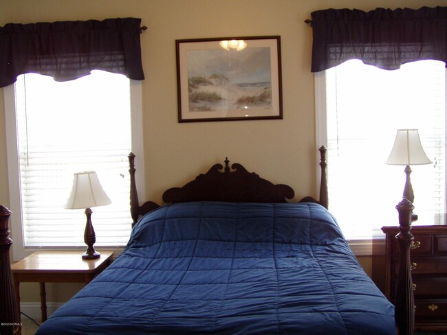 Building Photo - 108 Sea Star Cir