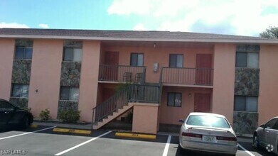 Building Photo - 2700 Park Windsor Dr