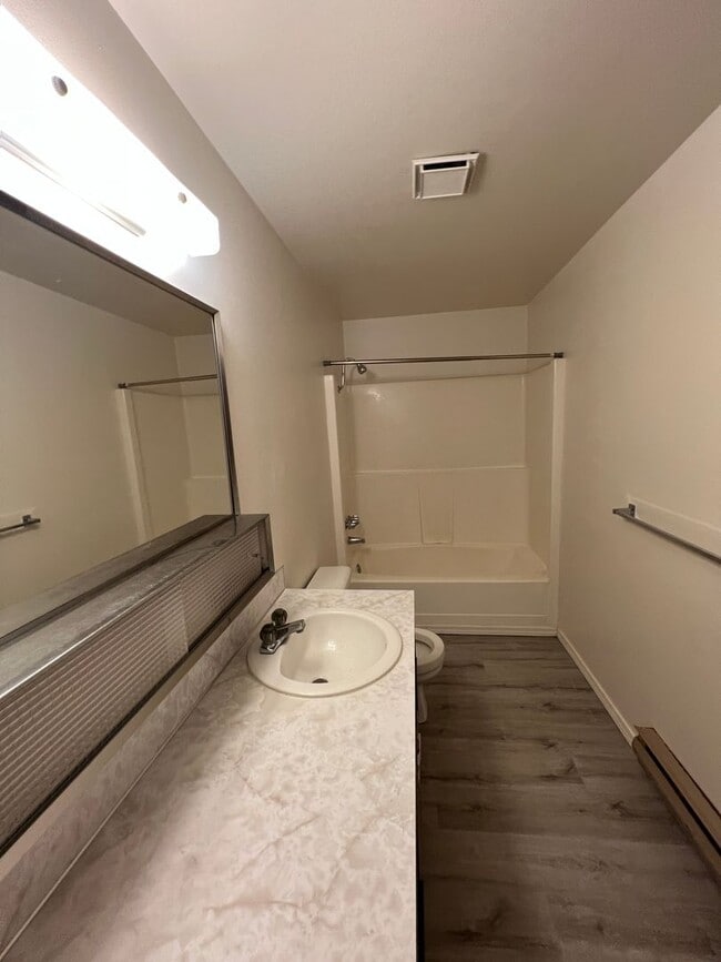 Foto del edificio - 4804 Bonnie Ln