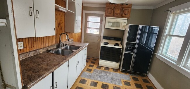 Building Photo - 1 bed 1bath home