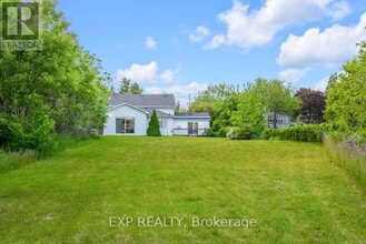 Building Photo - 9 Caldwell St