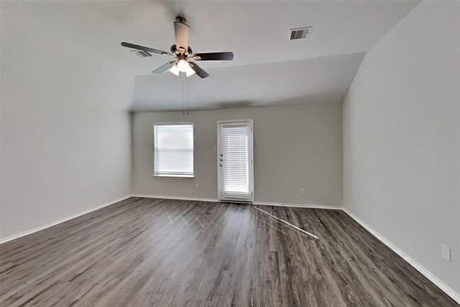 Foto del edificio - 21414 Mission Falls Dr