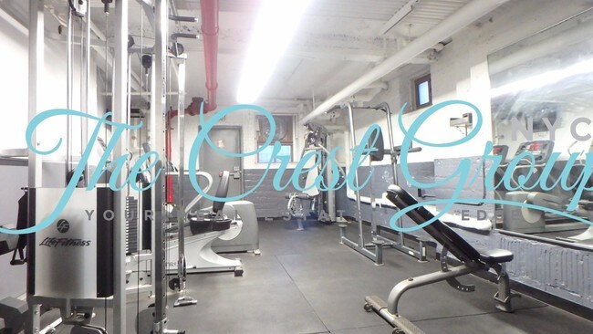 Foto del edificio - 8267 Austin St