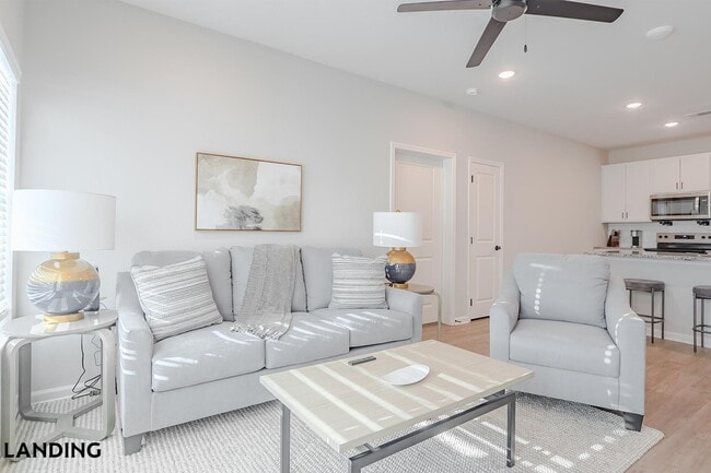 Building Photo - 1650 Harris Hill Rd