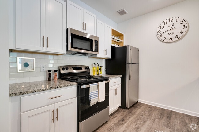 2BR, 2BA - 1,068SF - Exchange at Orange Park